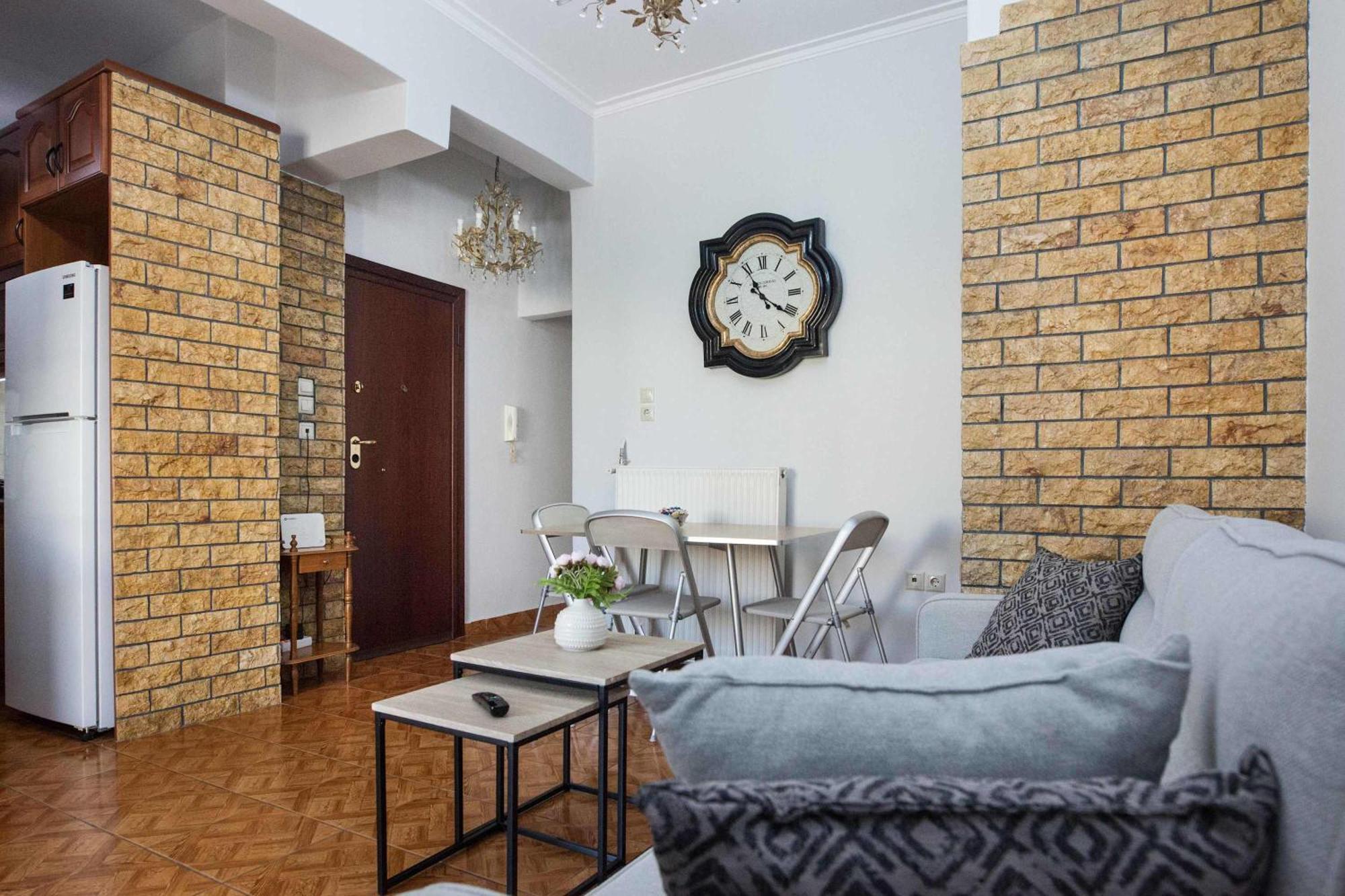 Central 2 Bd Apt With Balcony By Monastiraki Atény Exteriér fotografie